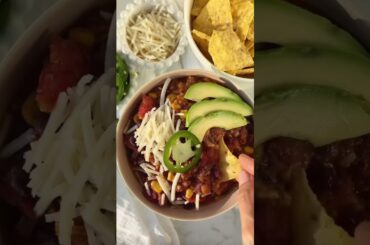 Vegan Chili #shorts #vegan #foodie #recipes