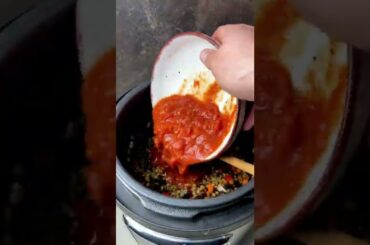 Cum prepari chilli con carne vegetarian la Multicookerul Crockpot Turbo Express