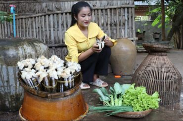 Razor clams, Chinese broccoli, tomato chili, lettuce, shrimp, green onion is used for my recipe