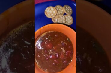 Crockpot chili for Thursday night dinner!