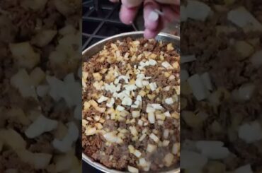 Easy Instant Pot Chili | Properly Seasoned #properlyseasoned #fyp #shorts #chili #love #instantpot