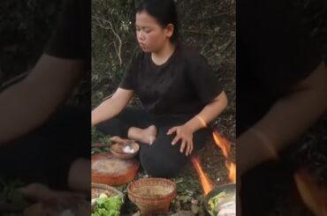 Cooking Yummy Chicken feet  salad with chili recipe