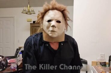 Michael Myers Killer Chili and Garlic Bread