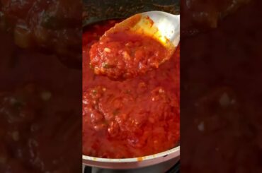 Momos chutney recipe | Red Chilli Chutney For Momos #shorts #shortsvideo #youtubeshorts