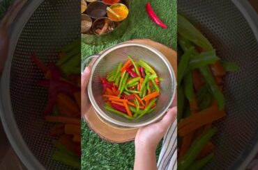 Instant Chilli & Carrot Pickle ! Takes only 5 mins to make & Less Oil