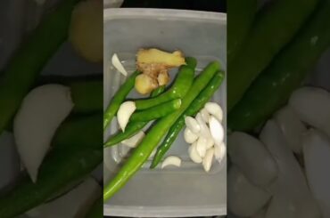 chili garlic chutney recipe Hari mirchi lehsun ki chutney #youtubeshorts #chiligarlic #chutney
