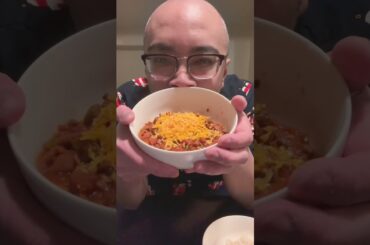 #chili #happyholidays #spicychilli #deeeatzfood #comfortfood #shorts