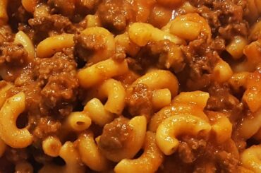 Cheesy Meaty Chili Mac Recipe (Kids Love It)