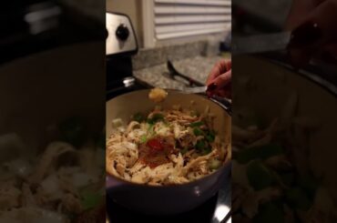 Cooking Keto (WHITE CHICKEN CHILI RECIPE)
