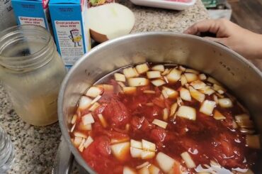 Making  Easy Chili Recipe from your Food Storage! Shelf Stable Pantry #Canning #wotd