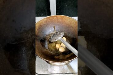 Review of McCain chili garlic potato bites #shorts