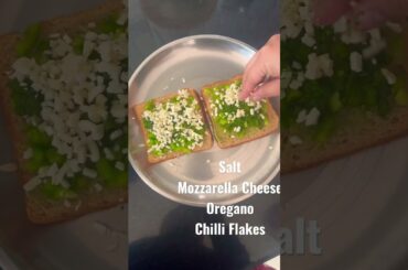 Chilli Cheese Toast Recipe | Easy and Quick Snack Recipes | Party Snack Ideas | YTshorts