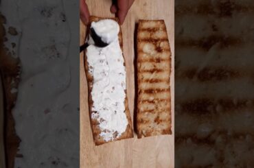 Chili Peach Sandwich