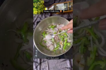 Honey chili potato recipe homemade #foodlover #chilipotato #breakfast #snacks #foodie #shortvideo