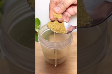 makings chilli pickle #pickle #shorts #foodie #foodblogger #cooking