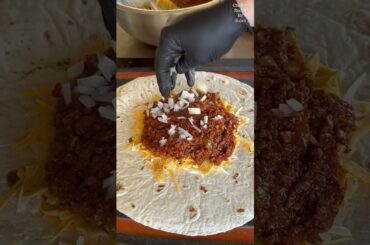 Chili Cheese Crunchwraps are perfect for a simple but delicious meal #shorts #cheese #delicious
