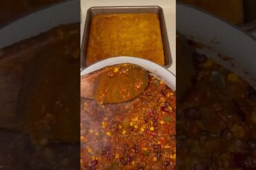 MAMMAS CHILI CORNBREAD!!!