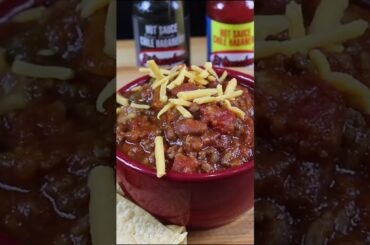 Smoky Chili Recipe Ft. El Yucateco Red & Black Label Reserve Hot Sauce! #Shorts