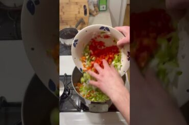 HOW TO MAKE CHILI