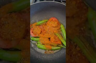 This recipe for those who loved green chilies #greenchili # #youtubeshorts #yt