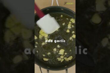 20 MINUTE MEAL: Garlic Chili Pasta | #EatYourWayToHealth