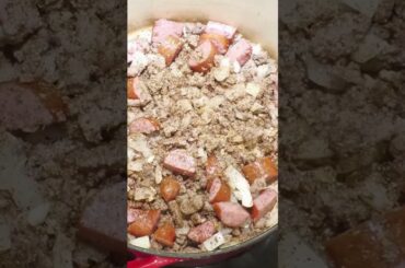 Chili Short 1 0f 3 - Turkey Chili - Cornbread - Yaya's Spoon #short #turkeychili #cornbread #chili