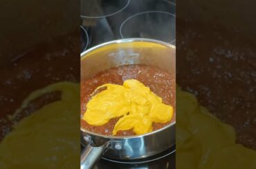 nacho cheese chili Mac And please pour it all over me #gooey #cheesy #chili #recipe #foodhack #asmr