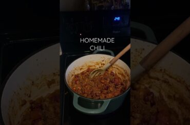 Homemade chili ! Super easy to make