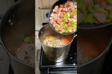 Bright Leaf Recipe: Smoked Sausage and Beef Chili