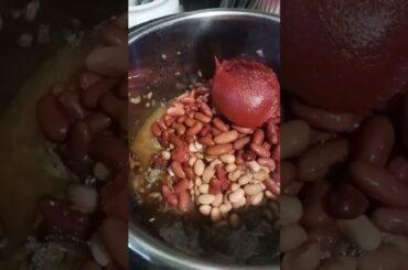 EASY Homemade Chili in our Instant Pot! #shorts #easyrecipe #dinnerrecipe #instantpot