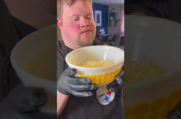 Chicken and Green Chili Cheese Nachos