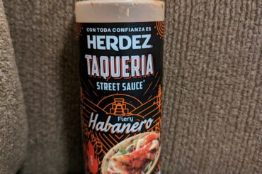 Super disappointing sauce with zero heat and very bland flavor - Herdez Taqueria "Fiery Habanero"