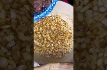 The Best Homemade Chili Recipe Ever ! #coldweather #comfortfood #cooking #fyp #shorts