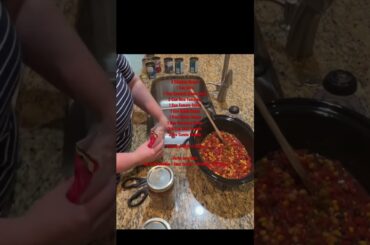 Easiest Crockpot Chicken Chili - WW Low Point