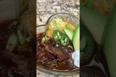 Chuck Roast Chili #queenkeshcancook #subscribe for more food content