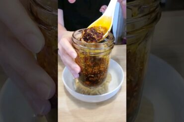 Chili Crisp Oil #chilioil #chilicrispoil #chilicrisp #recipe #asianfood #condiments