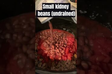 #shorts Game Day Easy Chili Recipe ! #superbowl #superbowlsunday