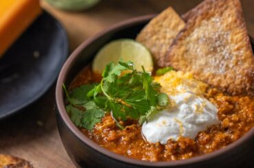Dan's Game Day Turkey Chilli Recipe | Centr
