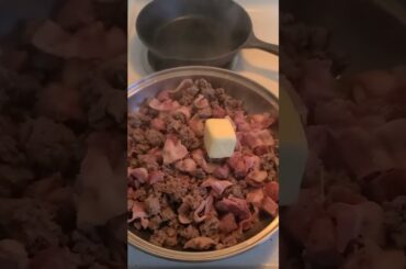 carnivore chili 1lb beef, 1/2 pack bacon, 2 sausages, seasoning #keto #carnivore #lowcarb #chili