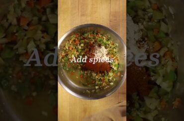 The BEST EASY and DELICIOUS 1-Pot Chili!