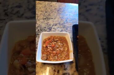 Chili beans and corn bread