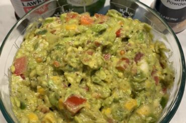 Guacamole with corn