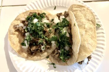 Tacos de Asada. They come out very good!