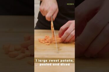 Low-Calorie Vegan Chili #recipe #veganrecipe #shortsfeed #shortsvideo