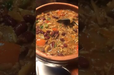 Recipe from bbc https://www.bbcgoodfood.com/recipes/chilli-con-carne-recipe #shorts #food