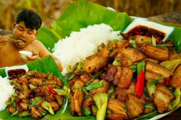 Wilderness Cooking Skill | Stir Fry Pork Belly Green Chili Recipe