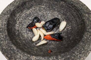 Quickie weeknight salsa molcajete