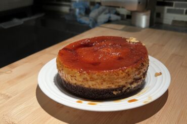 My perfect little Chocoflan. Messed up on bigger one