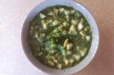Raw salsa verde