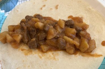 Papas con carne. Went to visit my mom over the weekend and she loaned me up with this delicioso dish. I love my mom.